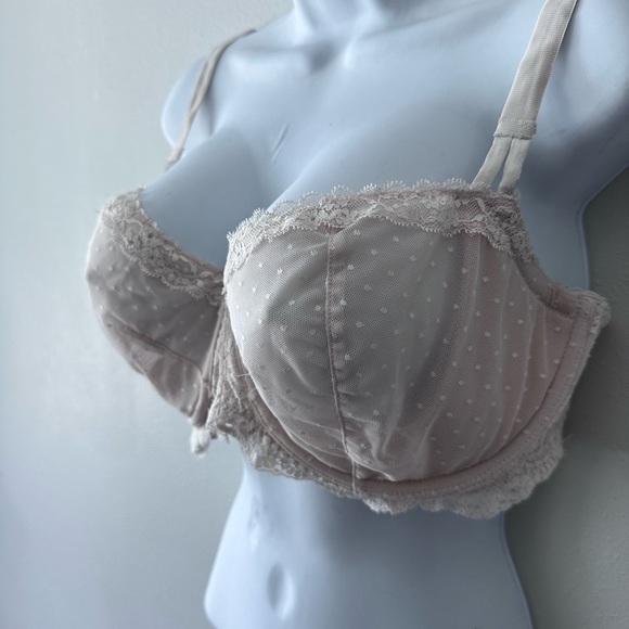 Victoria's Secret Dream Angels Push Up Bra W/out Padding Dot Lace Coconut 38DDD - Picture 2 of 10